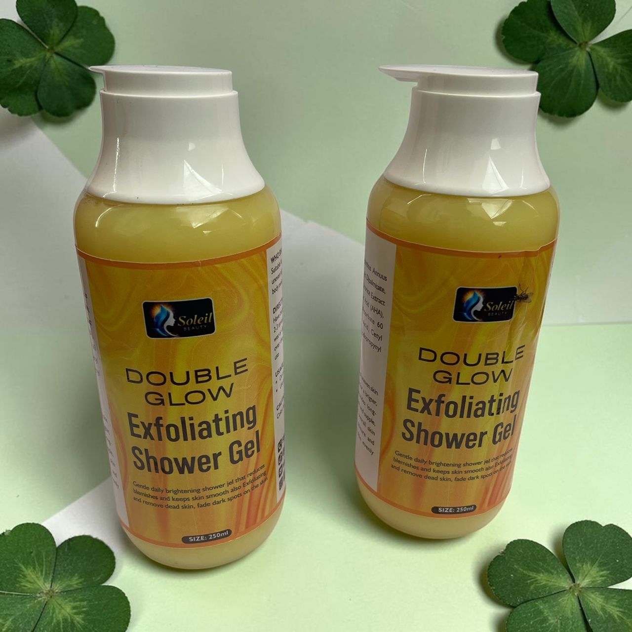 Double Glow Exfoliating Shower Gel for Smooth Skin