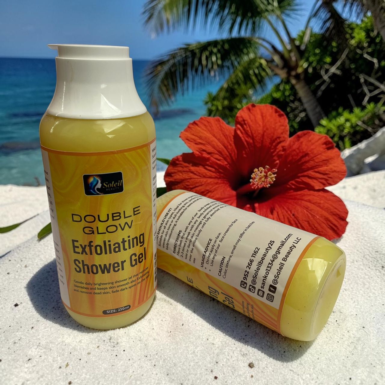Double Glow Exfoliating Shower Gel for Smooth Skin
