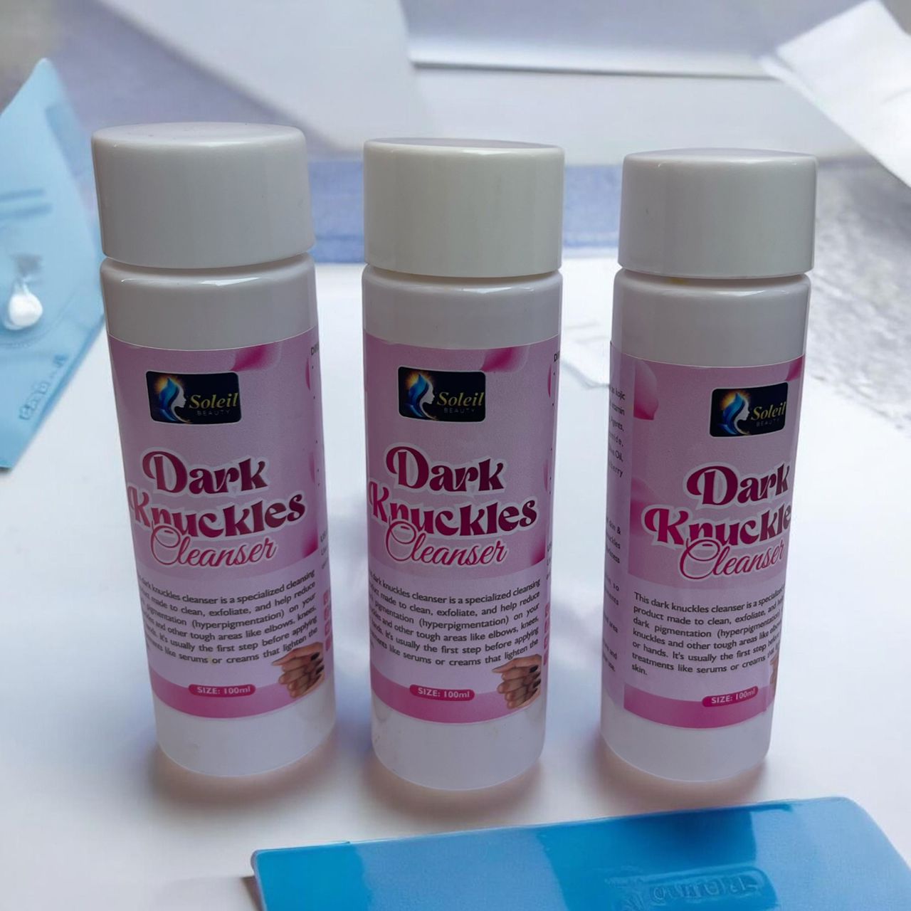 Dark Knuckles Cleanser for Hyperpigmentation